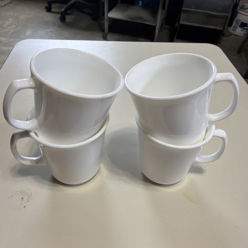Set of 4 Corning Corelle Winter Frost White 8oz Coffee Cups Mugs D Handle USA